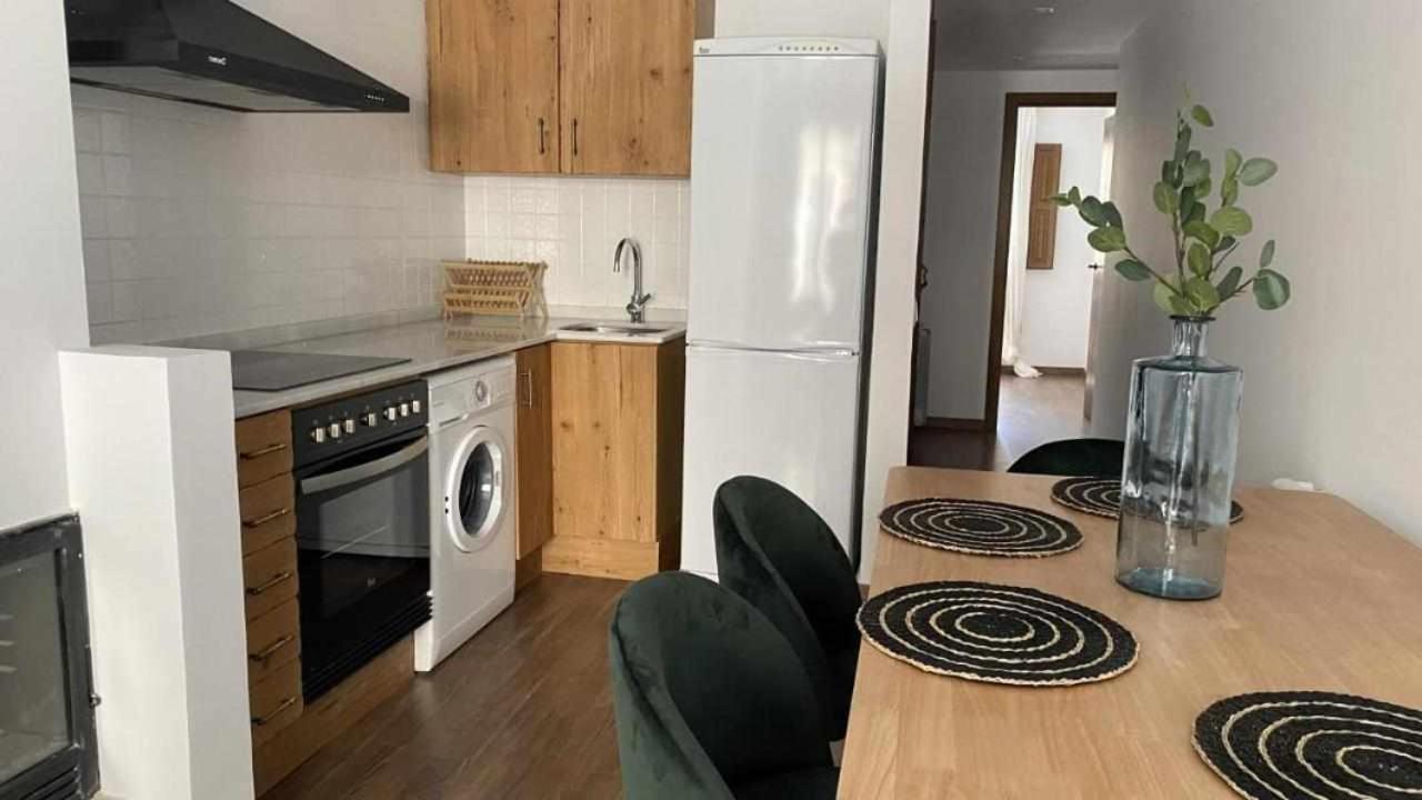 Apartamentos Casa Meme 모라 데 루비엘로스 외부 사진