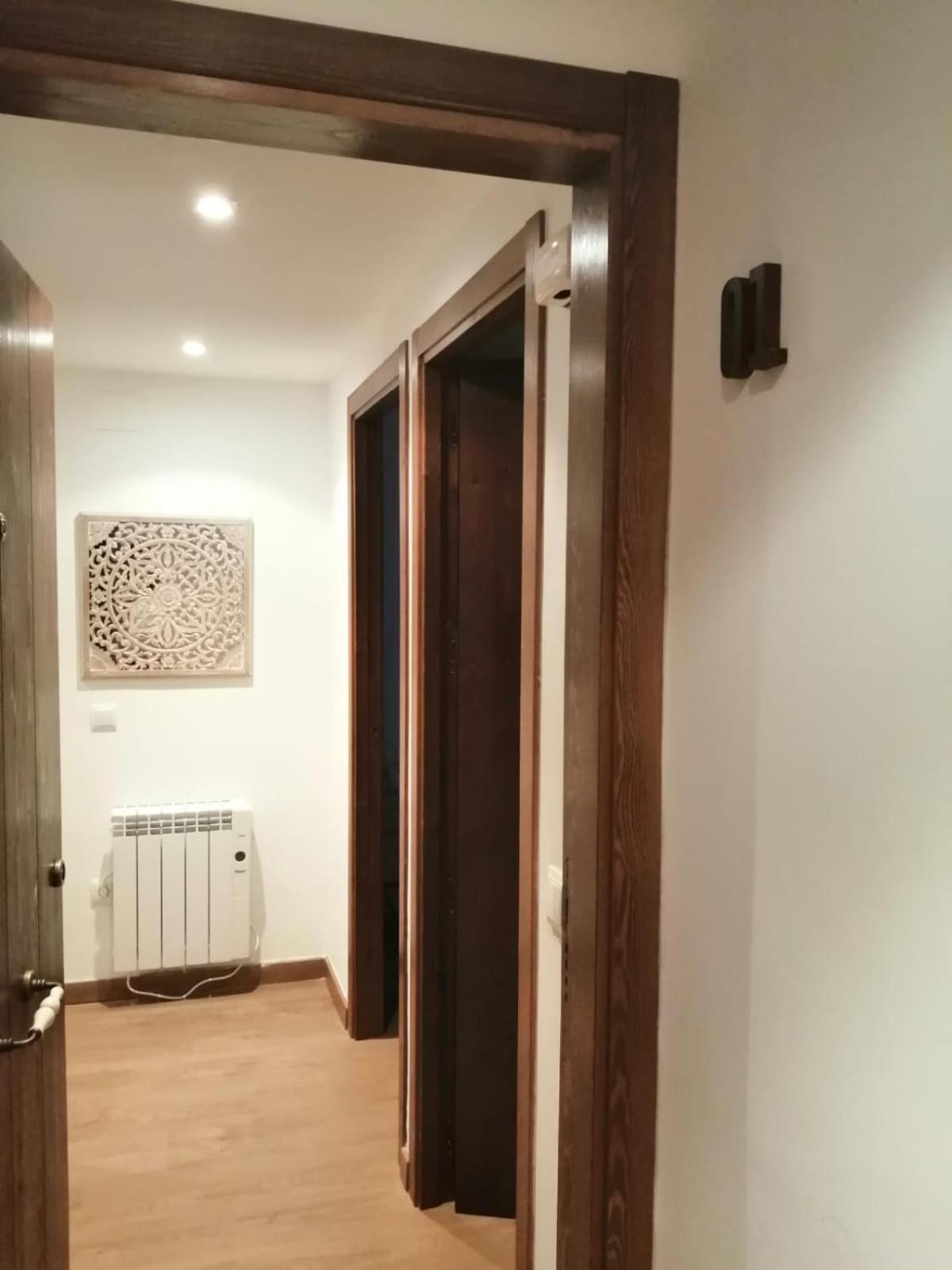 Apartamentos Casa Meme 모라 데 루비엘로스 외부 사진